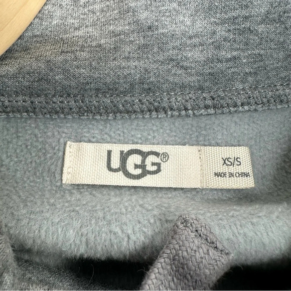 UGG Pichot Hi-Lo Poncho. Sz: XS/S - Picture 6 of 8